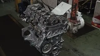 Assembling a Peugeot RCZ R Engine