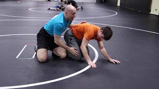 Learn the "Granby Roll" from the bottom position - WRESTLING!