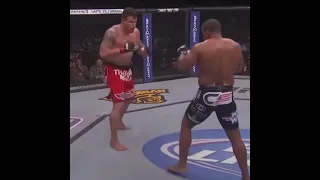 Even Frank Mir was impressed by DC's kick
