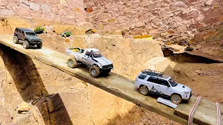 Jeep Wrangler 4x4 vs Toyota land cruiser 80 vs Suzuki Jimny 4x4 Off Road track climbing test #toys