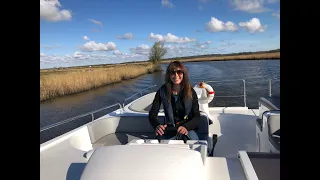 CRUISE WITH A DIFFERENCE:WHAT A BOATING HOLIDAY CRUISING IN THE NORFOLK BROADS UK IS REALLY LIKE