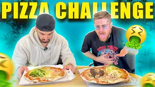 PIZZA CHALLENGE ESTREMA - MANGIARE LA PIZZA CON I NUTELLA BISCUITS NON È STATA UNA BUONA IDEA!
