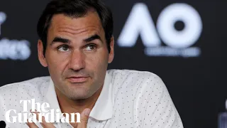 Roger Federer plays down air quality concerns at Australian Open