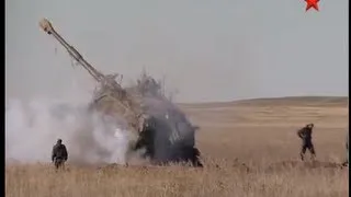 2S19 MSTA-S 152 mm Howitzer In Action