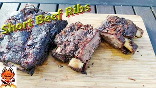 Short Beef Ribs aus dem Kugelgrill