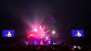 Katy Perry - Firework live at The Prismatic World Tour in Bangkok