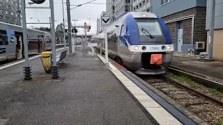 Passage d'un AGC sans arrêt - Rennes SNCF
