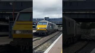 Chiltern Railways Class 68 ‘Silver Set’ arrives at London Marylebone - 13/2/2024