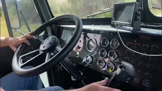 Inside the 1967 Peterbilt 351