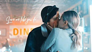 Betty & Jughead — Love me like you do. [Riverdale]