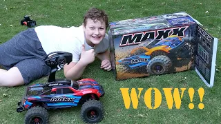 We got a Traxxas Maxx! Let's unbox this beast and ride...