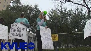 RRISD community members rally outside Governor's Mansion calling for more COVID-19 resources | KVUE