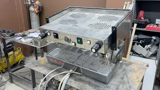 Реставрация La Marzocco Linea classic после кривого ремонта!