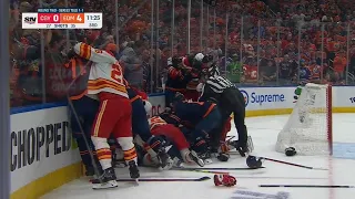 Calgary Flames vs Edmonton Oilers big scuffle after goalie hit (2022 NHL)