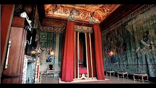 Tales of Royal Bedchambers.  Dr. Lucy Worsley.  Subtitles: ENG – ESP.