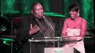 Best Soul Food Place 2010 Hoodie Award Winner with Lavell Crawford