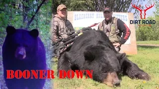 Hunting big Saskatchewan Black Bear(BOONER DOWN)