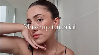 5 MINUTES Clean Girl Makeup Tutorial *EASY*