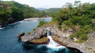 Drone video – Nusa Penida, an Indonesian gem with natural beauty & breathtaking vistas and beaches.