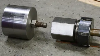 Simple lathe chuck backstop.