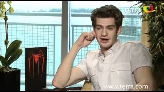 Movies with Maria: EXCLUSIVE INTERVIEW with Andrew Garfield from "The Amazing Spider-Man"