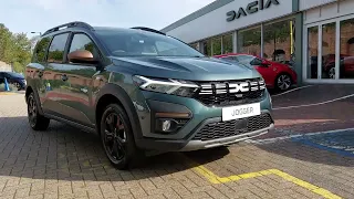 BRAND NEW DACIA Jogger EXTREME 1.0 Petrol Manual in CEDAR GREEN