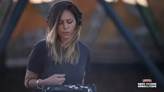 Ultra Bass - DJ Deborah De Luca - Italy, Napoli (Niereich Shadym - flashbang) - Cut version