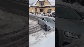 Audi RS7 Snow Drift FAIL 😂