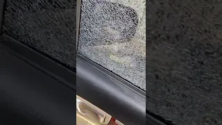Что произошло со стеклом в машине ?