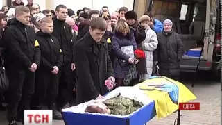 В Одесі попрощалися з бійцями "Азову"