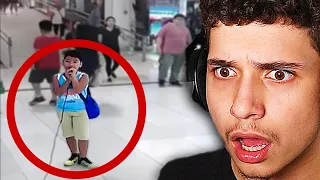 Kid Sings Effortlessly In A Mall!