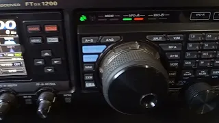 YAESU FT DX 1200 - Excelente HF e 6m