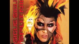 Sigue Sigue Sputnik - M.A.D. (live in Aberdeen, 13 March 1986)