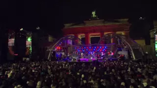 Hermes House Band DON'T WORRY BE HAPPY Live in Berlin