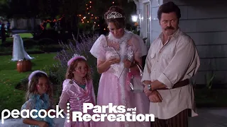 Ron Goes Trick-Or-Treating | Parks and Recreation