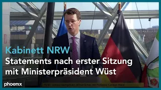 NRW-Ministerpräsident Hendrik Wüst und Joachim Stamp nach der ersten Sitzung des Landeskabinetts