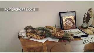 The statue of St. Joseph sleeping that Pope Francis keeps in his room