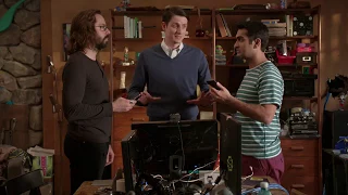 Silicon Valley Dinesh & Gilfoyle Cell Phone Fight (S4E6)