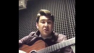 Известный камызяк запел на казахском языке