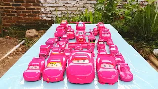 Amazing! Clean up muddy minicar falling into the water & a convoys disney cars! Play in the garden72