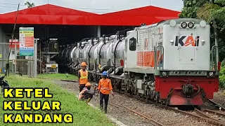 BARU PERTAMA LIAT - Proses Pengambilan Gerbong Ketel BBM dari Dipo Pertamina Rewulu