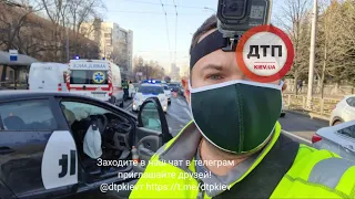 Видео  с места трагической аварии  Жуткое смертельное #дтп в Киеве на Воздухофлотском проспекте 8: в