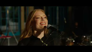 Freya Ridings - Wither On The Vine (Live at Alexandra Palace)