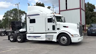 2014 Peterbilt 386 - FOR SALE.  SUPER CLEAN