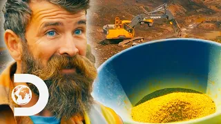“Pretty Fantastic!” Lewis' Crew Makes $31,000 After Bold Move To Save Their Season | Gold Rush