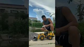 Remote control wheel loader 🥳