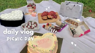 Daily vlog 🥢 picnic day, hitting 100k, bubble tea, studying, digital planning, sushi, ft. MyPhrase