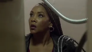 Sharknado 2 skye death