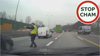 Instant karma  czyli wykroczenie i szybkie spotkanie z Policją - [Prezent pod choinke od Stop Cham]