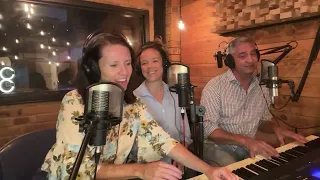 Sabbath Singalong #205 | Sandra Entermann, Paul Fua & Johanna McKay